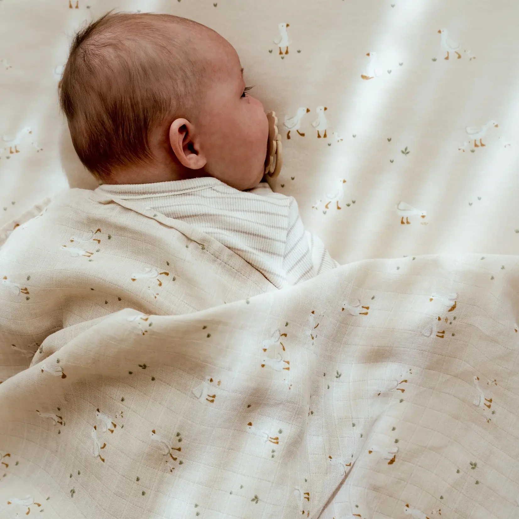 Little Dutch Muslin swaddle cloth 120 x 120 | little goose