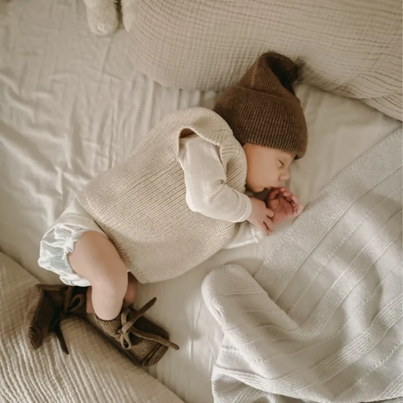 Hvid Hvid muts beanie fonzie newborn | meerdere kleuren