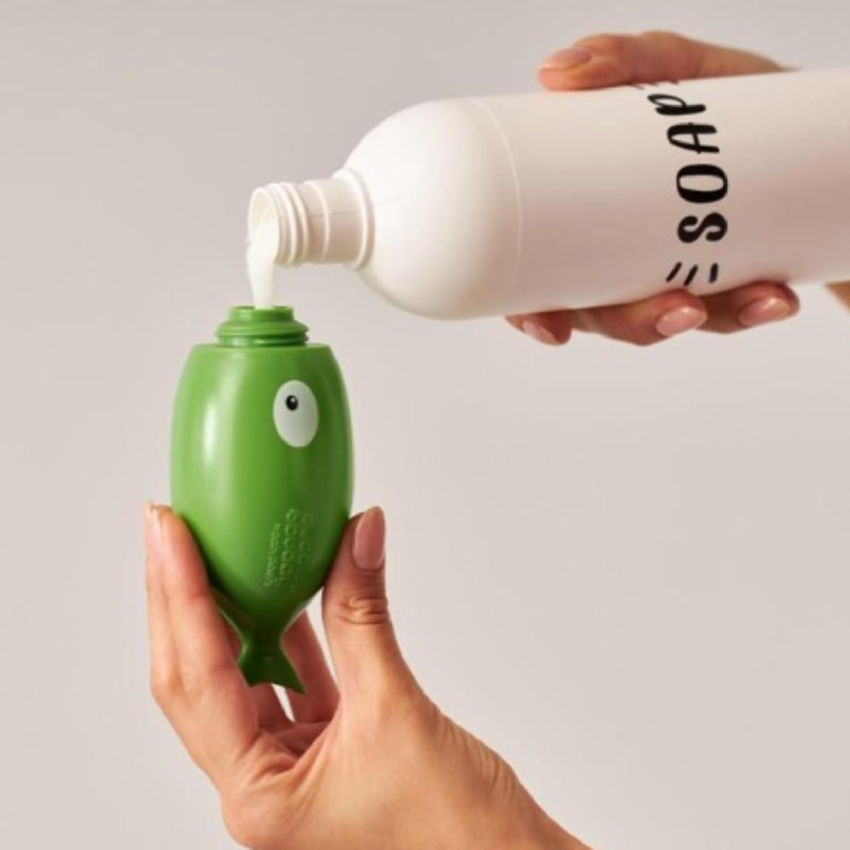 Bubble Buddy Bubble bath maker Petit Coeur Babyboutique