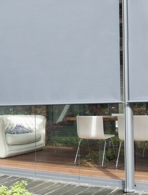 Zonwering screen met kabel