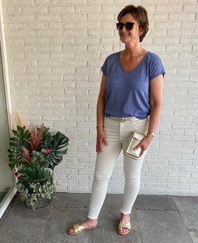 Vero Moda VMTIBI S/S V-NECK TOP JRS BTQ Vero Moda VMTIBI S/S V-NECK TOP JRS BTQ