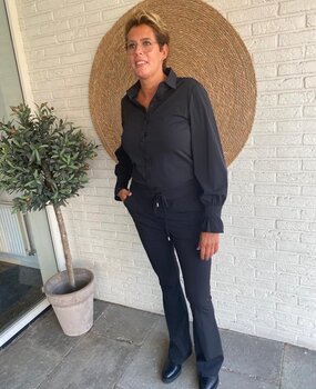 Mi Piace FLARED BROEK TRAVELSTOF 202114 Mi Piace FLARED BROEK TRAVELSTOF 202114