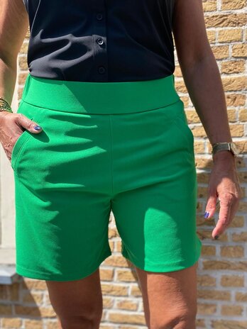 JDY JDYLOUISVILLE CATIA SHORTS JRS NOOS GREEN BEE JDY JDYLOUISVILLE CATIA SHORTS JRS NOOS GREEN BEE