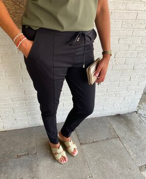 Mi Piace BROEK TRAVELSTOF 202134 BLACK Mi Piace BROEK TRAVELSTOF 202134 BLACK