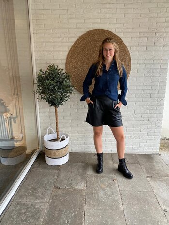 JDY JDYSOYA GEGGO PU SHORTS JRS ATK