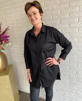 BLOUSE LANG ONE SIZE ZWART BLOUSE LANG ONE SIZE ZWART