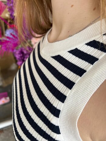 JDY JDYAYA TANK TOP KNT NOOS JDY JDYAYA TANK TOP KNT NOOS