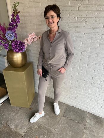 Mi Piace BLOUSE TRAVELSTOF 202509 TAUPE