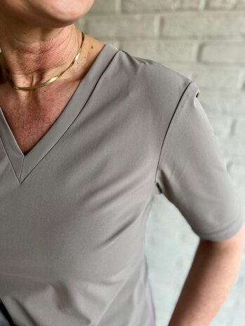 Mi Piace TOP TRAVELSTOF 202271 TAUPE Mi Piace TOP TRAVELSTOF 202271 TAUPE