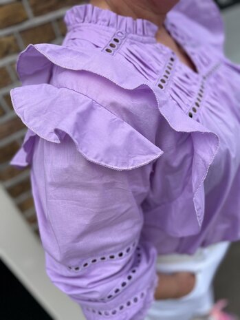 RUFFLE BLOUSE CLAIRE RUFFLE BLOUSE CLAIRE