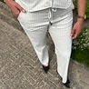 Mi Piace BROEK TRAVELSTOF 202136 KIT/BLACK PIN STRIPE Mi Piace BROEK TRAVELSTOF 202136 KIT/BLACK PIN STRIPE