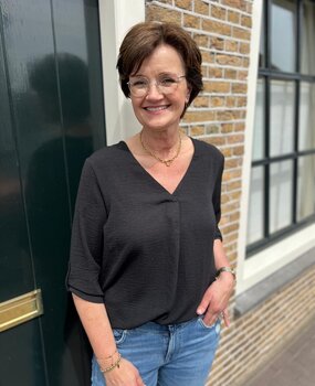 JDY JDYDIVYA LIFE 3/4 TOP WVN NOOS BLACK JDY JDYDIVYA LIFE 3/4 TOP WVN NOOS BLACK