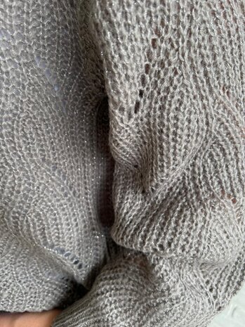 JDY JDYBADUT L/S V-NECK STRUC GLITT PULL KNT JDY JDYBADUT L/S V-NECK STRUC GLITT PULL KNT