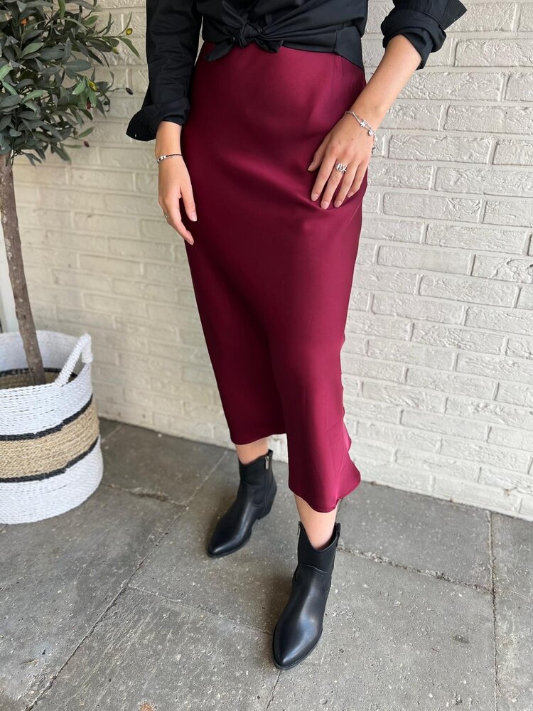 SisterSpoint ROK N.GEWO-SK1 BORDEAUX SisterSpoint ROK N.GEWO-SK1 BORDEAUX