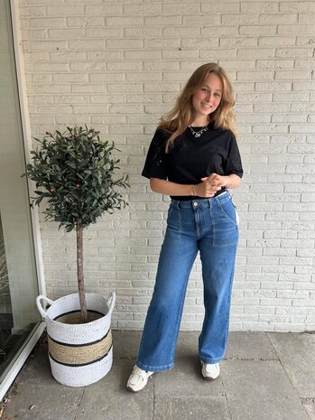 JDY JDYRIO LIFE S/S EMB DETAIL TOP JRS BLACK JDY JDYRIO LIFE S/S EMB DETAIL TOP JRS BLACK