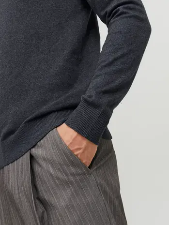 Jack en Jones JJEEMIL KNIT ROLL NECK NOOS DARK GREY MELANGE.