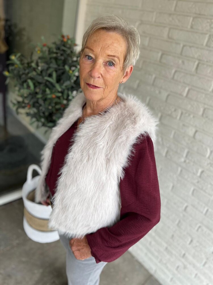 JDY JDYORA FAUX FUR WAISTCOAT OTW SIE JDY JDYORA FAUX FUR WAISTCOAT OTW SIE