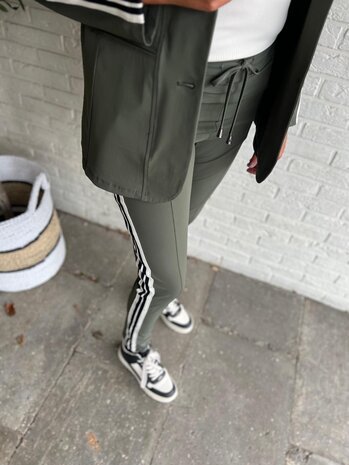 Mi Piace BROEK TRAVELSTOF 202669 DEEP DEPTH STREEP Mi Piace BROEK TRAVELSTOF 202669 DEEP DEPTH STREEP