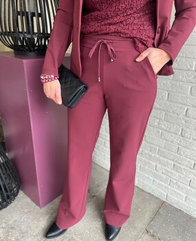 Mi Piace BROEK TRAVELSTOF 202631 BONDED BURGUNDY Mi Piace BROEK TRAVELSTOF 202631 BONDED BURGUNDY