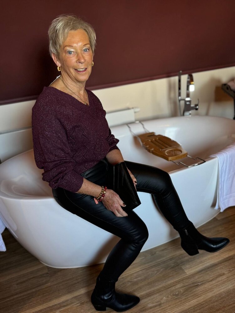 JDY JDYASPEN LIFE L/S V-NECK PULLOVER KNT