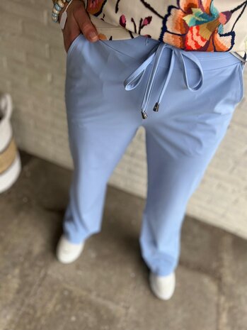 Mi Piace BROEK TRAVELSTOF 202136 LAVENDER BLUE