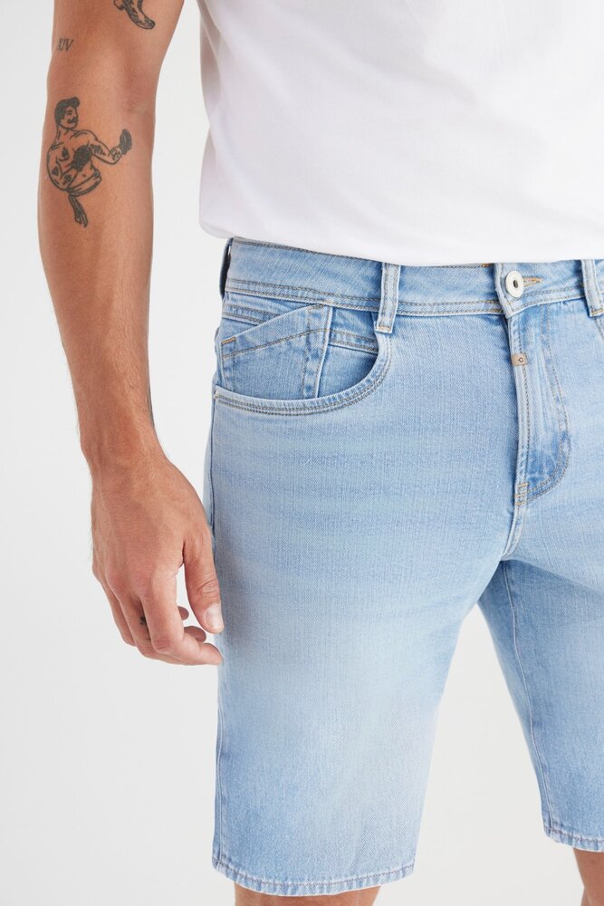 Cup Of Joe Denim SHORT MAGNUS LIGHT BLUE
