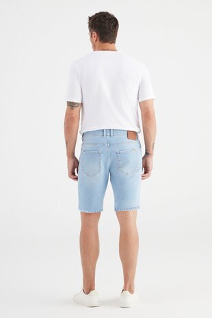 Cup Of Joe Denim SHORT MAGNUS LIGHT BLUE