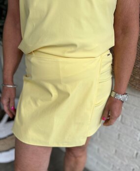 Mi Piace SKORT TRAVELSTOF 202623 LEMON YELLOW
