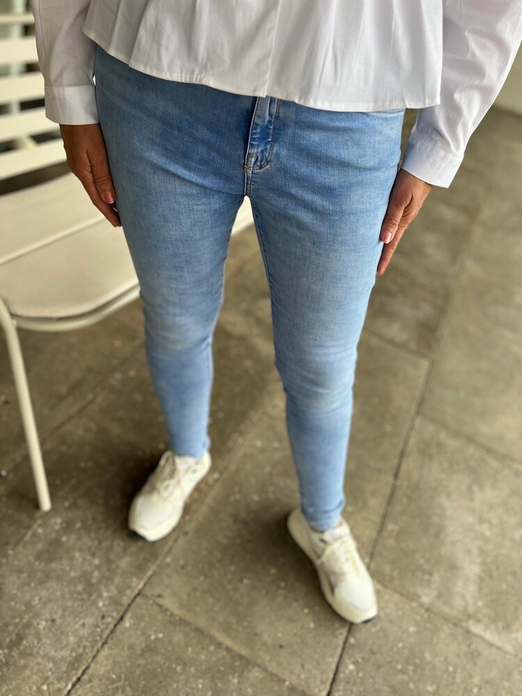 Cup Of Joe Denim SOPHIA AQUA BLUE