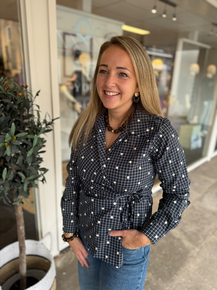 SisterSpoint WRAP BLOUSE GRACY NAVY CHECK