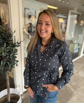 SisterSpoint WRAP BLOUSE GRACY NAVY CHECK