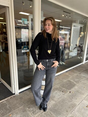 JDY JDYSANDRA HW STONE STRAIGHT JEANS DNM JDY JDYSANDRA HW STONE STRAIGHT JEANS DNM
