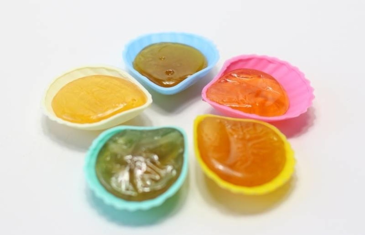 Sweetpack Licking Shells Colored | per 10 pieces