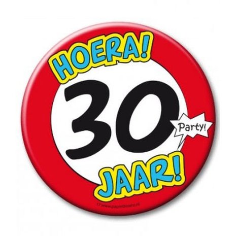 Paper Dreams Button XL 30 years of traffic sign