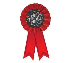 Rozet  Hoera geslaagd feest