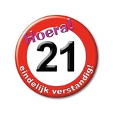Paper Dreams Button klein 21 jaar Verkeersbord | per stuk Paper Dreams Button klein 21 jaar Verkeersbord | per stuk