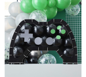 Ginger Ray Game On Mosaic Standard | controller