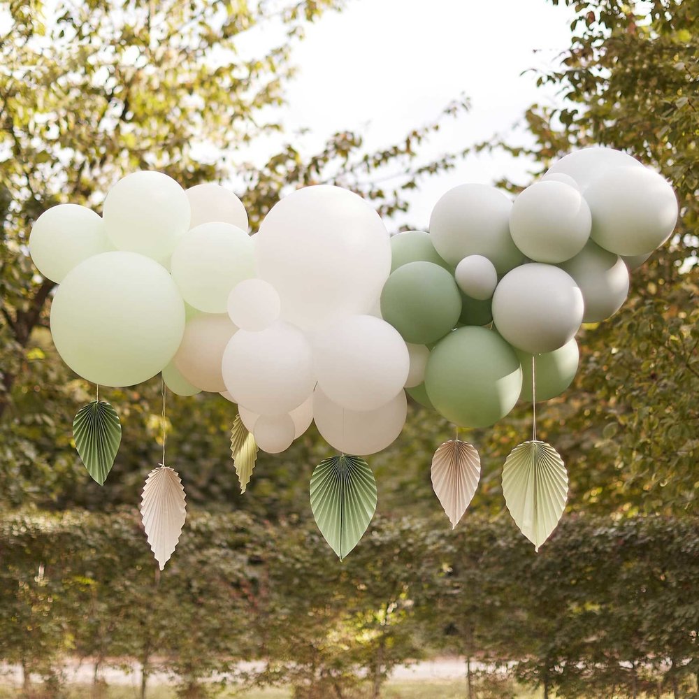 Ginger Ray Sage green balloon kit with leaves per Unit Ginger Ray Sage green balloon kit with leaves per Unit