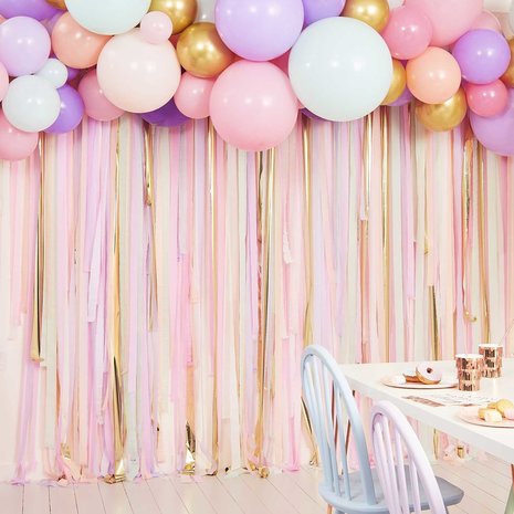 Ginger Ray Backdrop Pastel Balloons and Streamers | per kit Ginger Ray Backdrop Pastel Balloons and Streamers | per kit