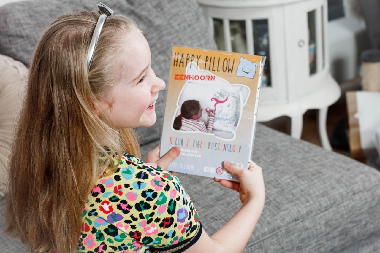 Happy Pillow Taie d'oreiller Licorne Happy Pillow DIY 69x58cm | par unité Happy Pillow Taie d'oreiller Licorne Happy Pillow DIY 69x58cm | par unité