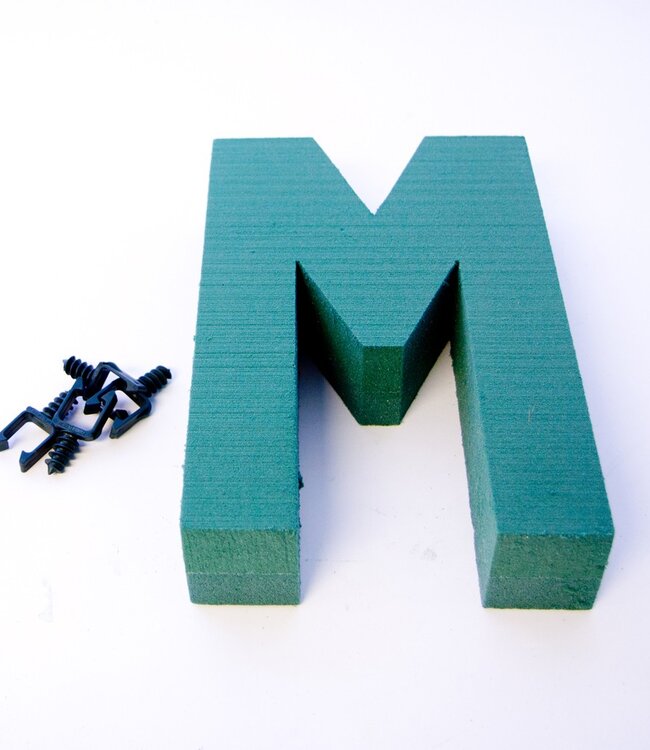 Green Oasis Letter M 31 centimeters | Can be ordered per piece