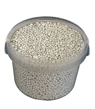 Terracotta pearls | bucket 10 litres | white (x1)