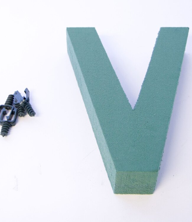 Green Oasis Letter V 31 centimeters | Can be ordered per piece