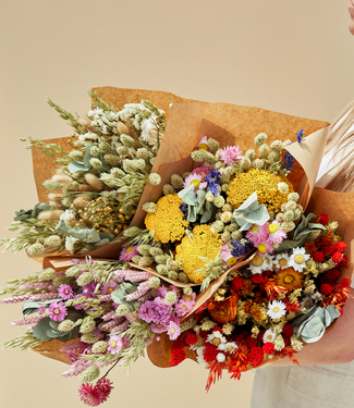 Groot handgebonden Classic Bouquet droogbloemen
