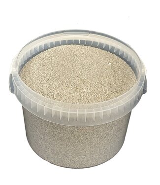 QC Light grey quartz sand | bucket capacity 3 litres | each