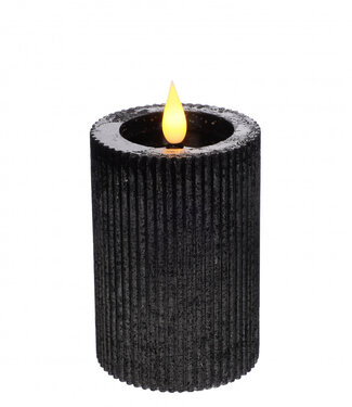 4A LED pillar candles ribbed black | Diameter 7 centimetres | Height 10 centimetres | Excluding AAA batteries | Per 6 pieces