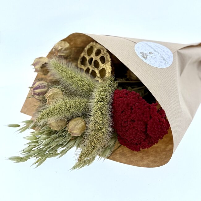 Bouquet of dried flowers Nathalie | Length ± 40 centimetres | With red and natural dried flowers