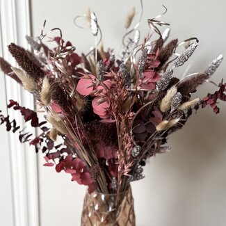 MyFlowers Boeket droogbloemen Copper Kiss | Lengte ± 55 centimeter | Met rode, bruine en koperkleurige droogbloemen