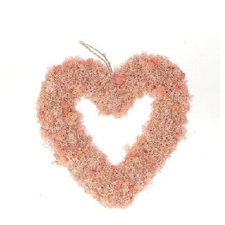 4A Reindeer Moss Heart | Colour: Pink | Diameter 30 centimetres | Width 5 centimetres | Per heart