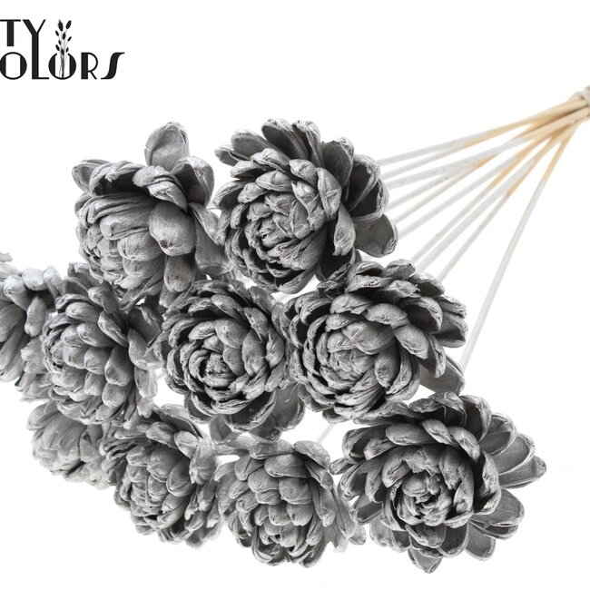 Shola Houten Rose sur tige | Couleur : Argenté | Shola New Beauty Rose Pique-fleur | Diamètre de la rose 8 centimètres | Longueur du pique-fleur ± 50 centimètres | Par 10 piques-fleurs